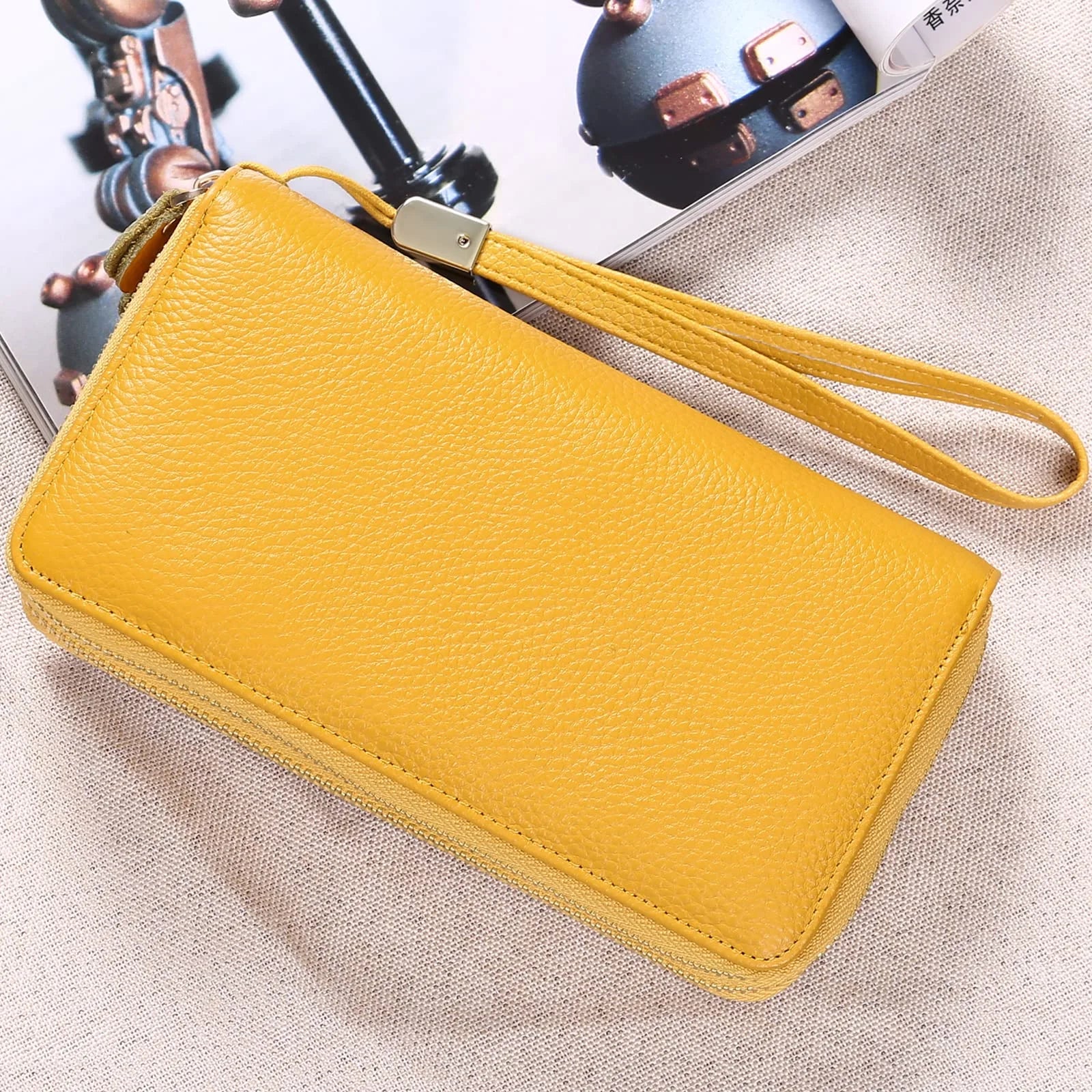 RFID Blocking Leather Zip Wallet for Women Credit Card Cluch Holder Phone Wristlet Wallet