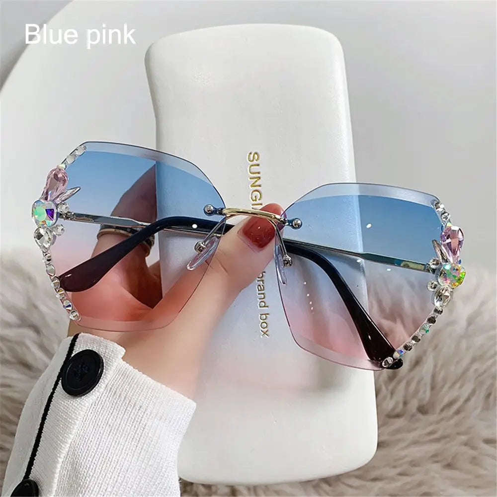 New Fashion Female Eyewear Cutting Lens Rimless Sunglasses Gradient Rhinestone Sunglasses Women Sun Glasses